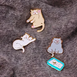 Cheap Pin's Chat Pacha Pin's