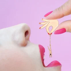 Shop Pin's Petite Chose Pin's